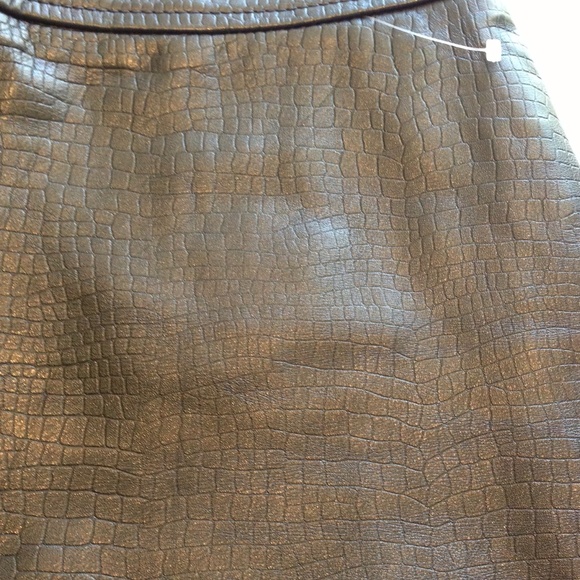 Stunning Black leather Croc style Skirt Size 2 - Picture 2 of 4